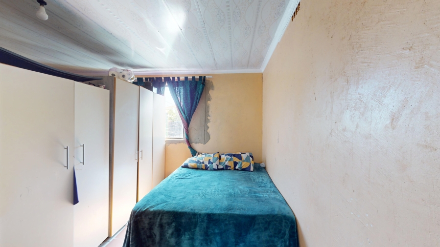 9 Bedroom Property for Sale in Firgrove Western Cape